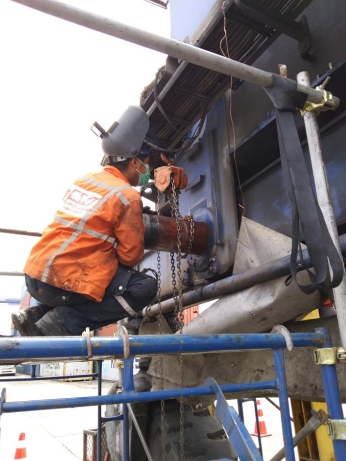 Repair Welding Bogie Sts Crane Img